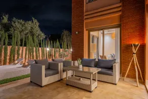Villa Residence Akenza, 3 Bedrooms, Heated Pool - Image 4