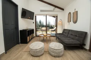 Country House, Starlink and Air Conditioning - Image 3