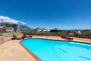 Lagoon Beach Penthouse - Image 4
