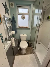 Private Studio Annexe with Parking - Image 3