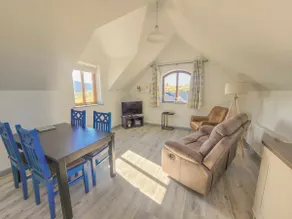 Hazel View Apartment - Image 2