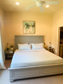 Lakefront Retreat in Canyon Lake - Image 5