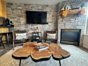 Powder Mountain Base Camp- A Cozy Mt. Retreat - Image 3