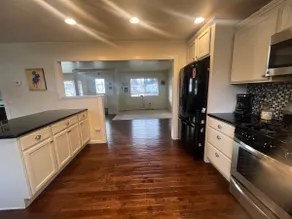 Basins Best 4 Bedroom Home - Image 3