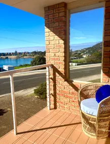 Waubs bay apartment - Image 4