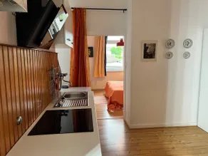 Casa Luna 6 min to main station, ground floor apartment, old building - Image 5