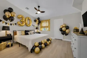 New Listing- 15 min to The Las Vegas Strip - Image 3