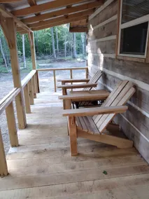 “The Fox Den” WhittleSticks Cabin in Lancing - Image 2
