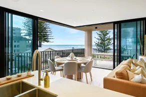 Beachfront Luxury Palm Beach - Image 4