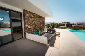 Casa Horizon designer Villa w/ Heated Pool & Views - Image 3