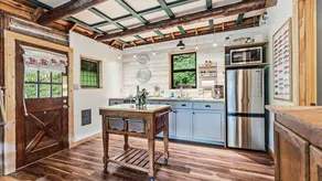 Historic Cabin, Peaceful, Waterside, Patio Firepit - Image 2