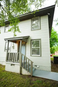 Retro Duplex Downtown Tupelo - Image 3