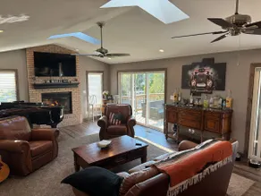 Harrys Lake front, jacuzzi, sunset Dream Home! - Image 3