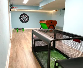 Hot Tub | Game Rooms | Coffee | Sleeps 15 | N64 - Image 4