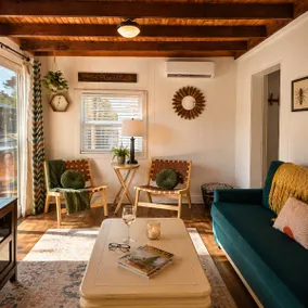 Granary House – Lakefront Bliss on Sunrise Beach - Image 5