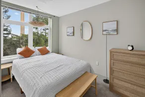 The Walker : Artistic • Eclectic • Cozy • W/D - Image 4