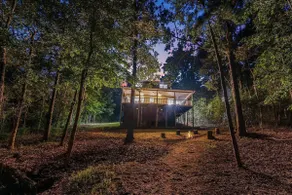 Lakefront Hartwell Home | Private Dock + Sleeps 15 - Image 3
