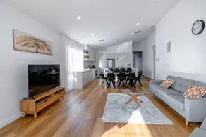 Lavish home away from home. - Image 2