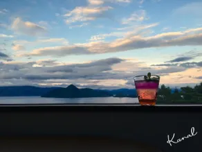Cottage on a hill overlooking the lake - Image 2