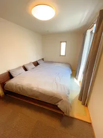 ”Qi He” is a Japanese-style single-family house located in the Sakae business district of Nagoya. Two free parking lots. Three bedrooms. - Image 5