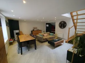 Beautiful cozy house with modern design - Image 5