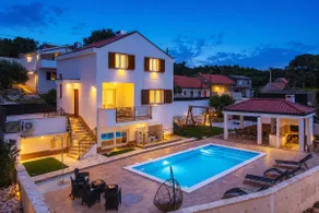 Last minute! Villa for 7 with private heated pool. - Image 2