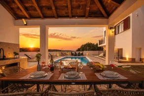 Last minute! Villa for 7 with private heated pool. - Image 3