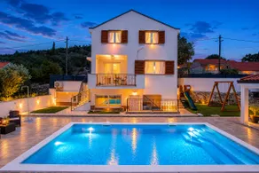 Last minute! Villa for 7 with private heated pool. - Image 4