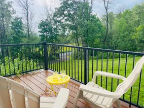 MCM Suite with Private Sauna - Image 4