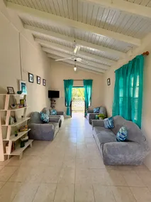 Tranquil 2 bedroom apartment on Barbados South Coast, near beach and attractions - Image 3
