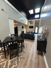 2 King Beds | Near UVA, Downtown & Wine Trail - Image 2
