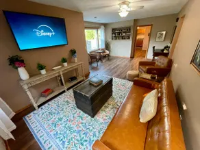 Vintage, Mid-Century Suite above Antique Store - Image 4