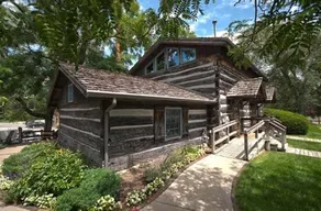 Hilltop Cabin Rustic log cabin near Notre Dame! - Image 2