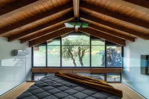 Luxury Little Gem on lake Como, with parking - Image 3