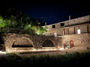 Authentic stone house - Image 4