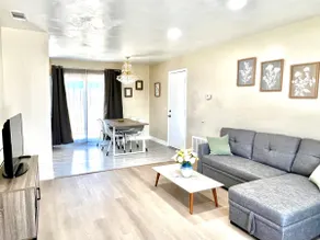 Sunset House - Image 3
