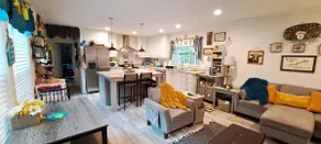 Work or Vacation | Gourmet Kitchen, Grill, Parking - Image 2