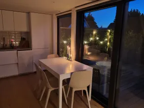Seaside designer house with deck & fireplace - Image 3