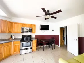 Spacious apartment near the beach - Image 2