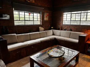 The best retreat in the city with a view of the dam - Image 3