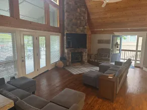 Fishtail Cove Oasis - Image 3