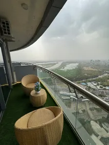 The Blush by DiMerro |40th Floor City & River View - Image 4