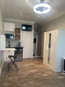 Ana’s private comfortable studio - Image 4
