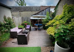 House/garden in the heart of the village - Image 2