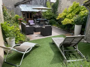 House/garden in the heart of the village - Image 3