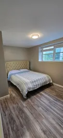 Chic and Spacious 3 BR - Modern Amenities - Image 3