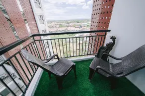 2-Bedroom Condo Near Airport (5-9 guest) - Image 3
