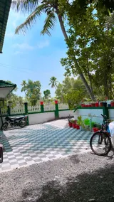 Bougainvillea stays - Image 2