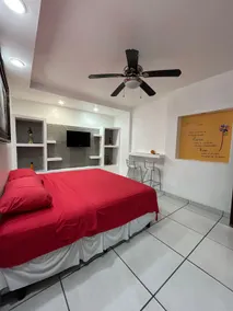 Comfortable room 5 minutes from the beach - Image 5