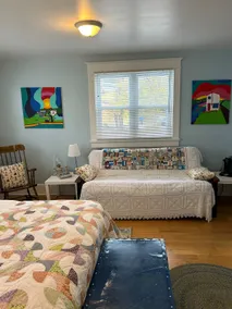 Pleasant Street Suite - Image 2